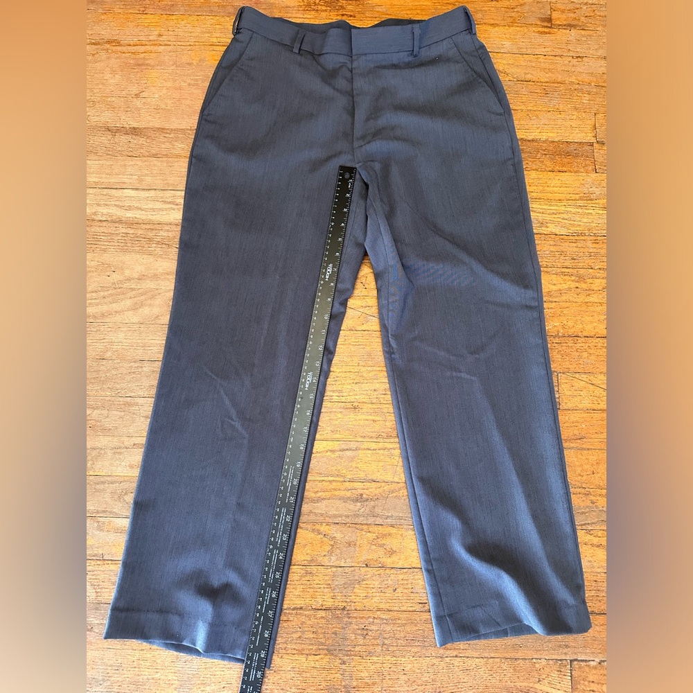 J Ferrar Dress Pants Mens 34 X 29 Modern Fit Gray Nice Condition pre-owned